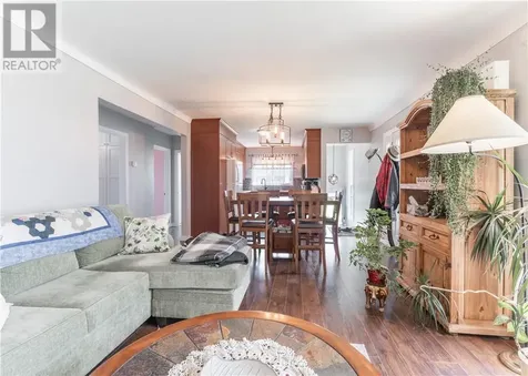 4490 Elizabeth Crescent Val Therese ON P3P 1S7