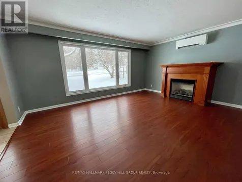 1043 Penetanguishene Road Oro-medonte ON L4M 4Y8