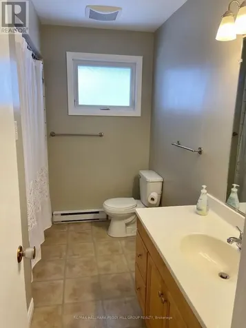 1043 Penetanguishene Road Oro-medonte ON L4M 4Y8