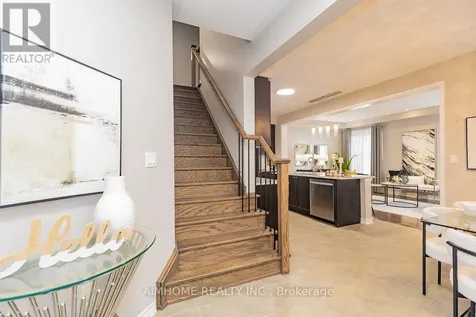 246 Thomas Phillips Drive Aurora ON L4G 0T6