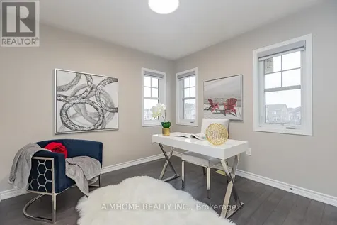 246 Thomas Phillips Drive Aurora ON L4G 0T6