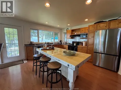 69 East Shore Road Pelee Island ON N0R 1M0