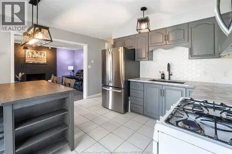 538 Michael Crescent Lasalle ON N9J 3B9