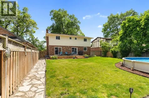538 Michael Crescent Lasalle ON N9J 3B9