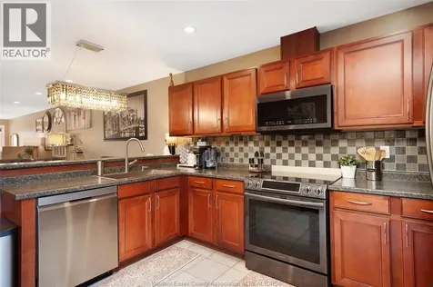 11834 Rockland Windsor ON N8P 1Z5