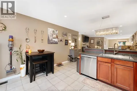 11834 Rockland Windsor ON N8P 1Z5