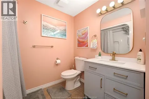 11834 Rockland Windsor ON N8P 1Z5