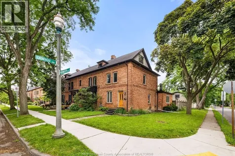 803 Monmouth Road Windsor ON N8Y 3L5