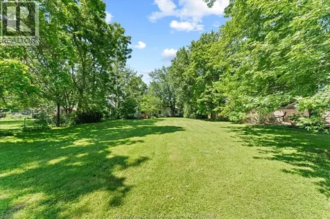 3555 County Road 42 Windsor ON N9A 6J3