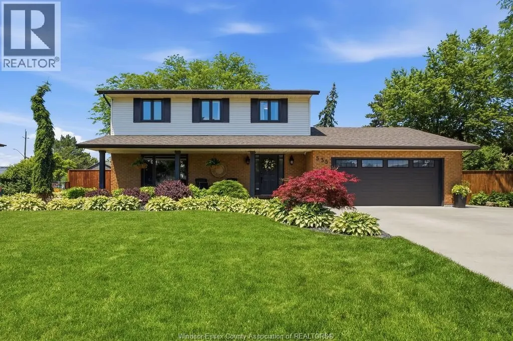 535 Harbourne Crescent Tecumseh ON N8N 3J5