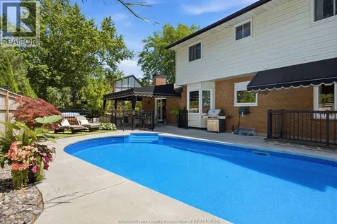 535 Harbourne Crescent Tecumseh ON N8N 3J5