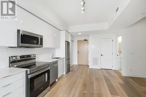 33 Erie Avenue Brantford ON N3S 2E7