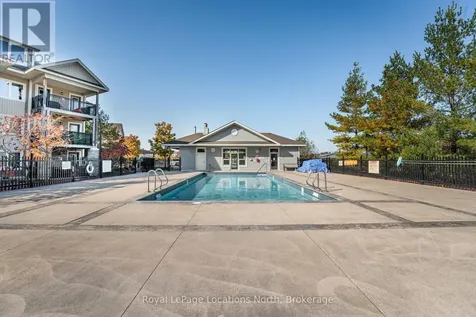 4 Brandy Lane Drive Collingwood ON L9Y 0X4