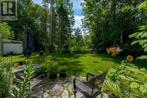 22 Wasaga Woods Circle Wasaga Beach ON L9Z 2N1