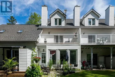 22 Wasaga Woods Circle Wasaga Beach ON L9Z 2N1