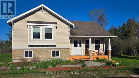 44 Blanchards Hill Road Rideau Lakes ON K0G 1L0
