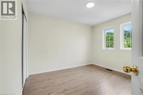 238 Blackburn Drive Brantford ON N3T 0C5