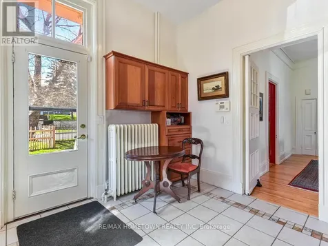 157 Dibble Street West Prescott ON K0E 1T0
