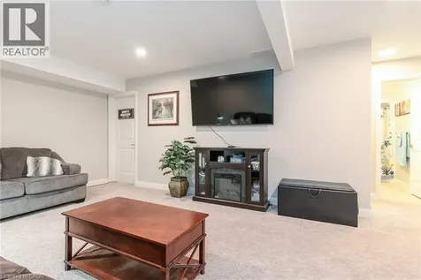 82 Rowe Avenue Exeter ON N0M 1S1