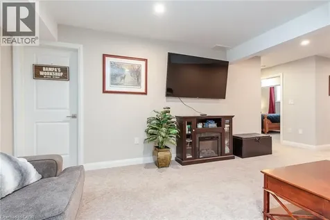 82 Rowe Avenue Exeter ON N0M 1S1