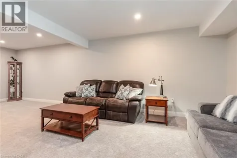 82 Rowe Avenue Exeter ON N0M 1S1