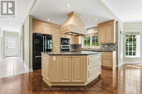 75 Woodbridge Circle Scugog ON L9L 2B3