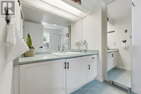 53 Trott Boulevard Collingwood ON L9Y 5B8