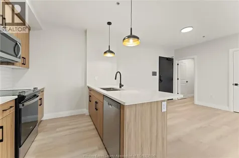 4755 Walker Road Windsor ON N9G 0E5