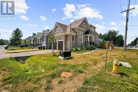 3205 Mosley Street Wasaga Beach ON L9Z 1V5