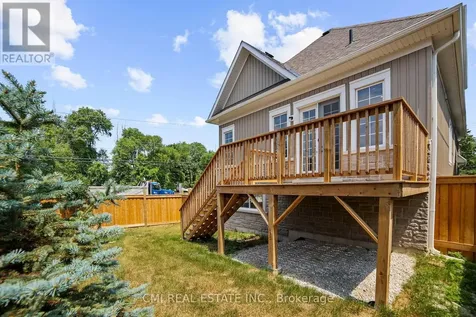 3205 Mosley Street Wasaga Beach ON L9Z 1V5