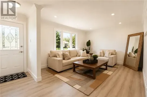1290 Lillian Boulevard Sudbury ON P3A 2R7