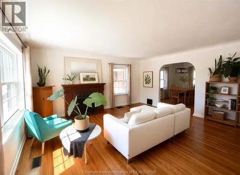 20 Sparks Drive Chatham ON N7M 4J1