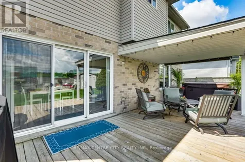 45 Riverbank Drive St. Thomas ON N5P 4M8