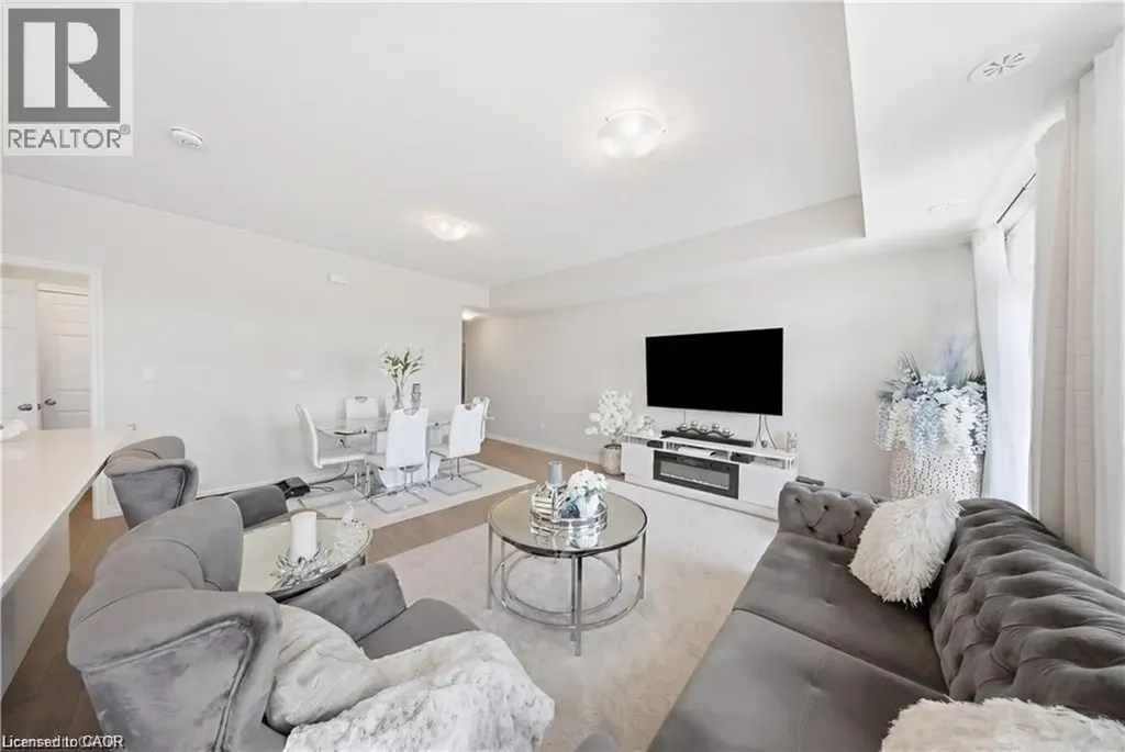 176 Wheat Lane Kitchener ON N2R 0R4