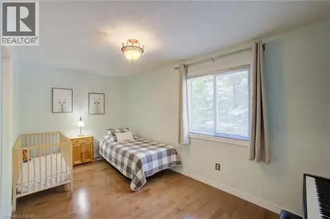 439 Woodrow Drive Waterloo ON N2T 2V6
