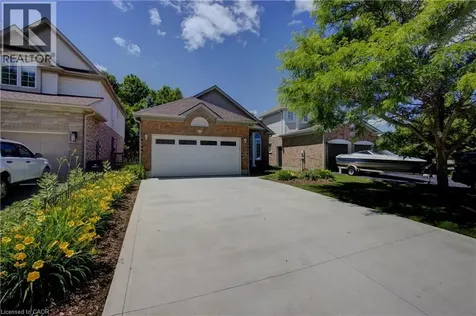 439 Woodrow Drive Waterloo ON N2T 2V6