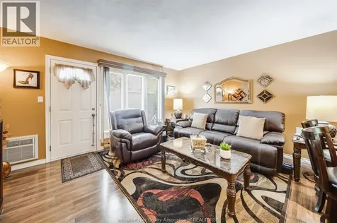 2629 Vine Court Windsor ON N8T 2X4