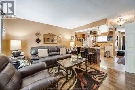 2629 Vine Court Windsor ON N8T 2X4