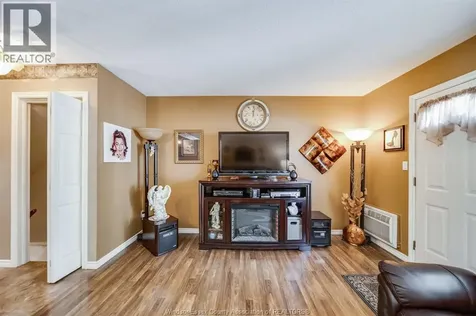 2629 Vine Court Windsor ON N8T 2X4