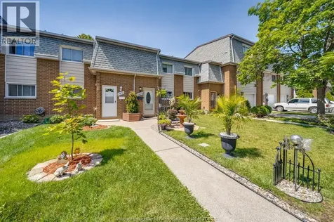 2629 Vine Court Windsor ON N8T 2X4