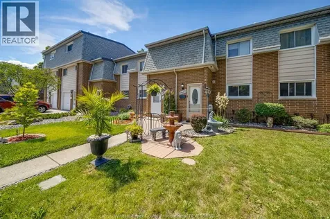 2629 Vine Court Windsor ON N8T 2X4