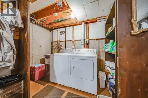 2629 Vine Court Windsor ON N8T 2X4