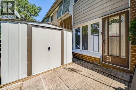 2629 Vine Court Windsor ON N8T 2X4