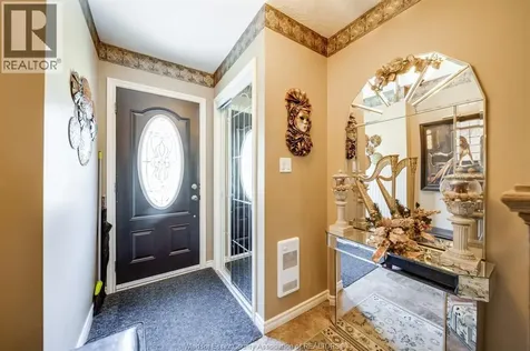2629 Vine Court Windsor ON N8T 2X4