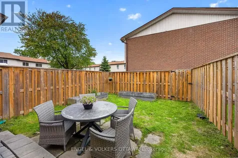 3258 Bannon Way Ottawa ON K1T 1T3