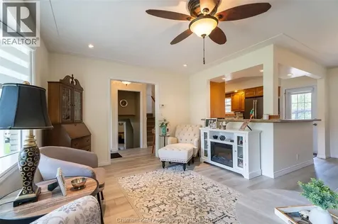 434 Dora Drive Wallaceburg ON N8A 2K3