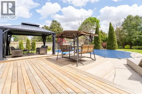 434 Dora Drive Wallaceburg ON N8A 2K3