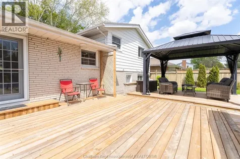 434 Dora Drive Wallaceburg ON N8A 2K3