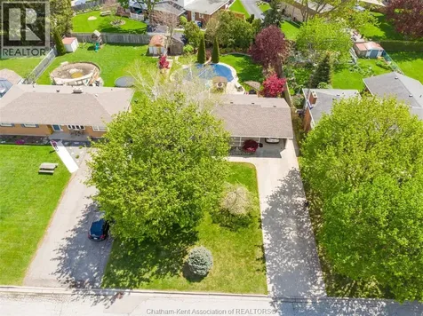 434 Dora Drive Wallaceburg ON N8A 2K3