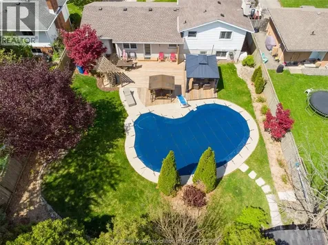 434 Dora Drive Wallaceburg ON N8A 2K3